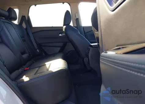 2023 Nissan Rogue Sl Intelligent Awd z USA, uszkodzony, nr VIN 5N1BT3CB9PC864497